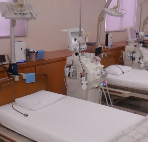 透析室お2人一台の目安で設置